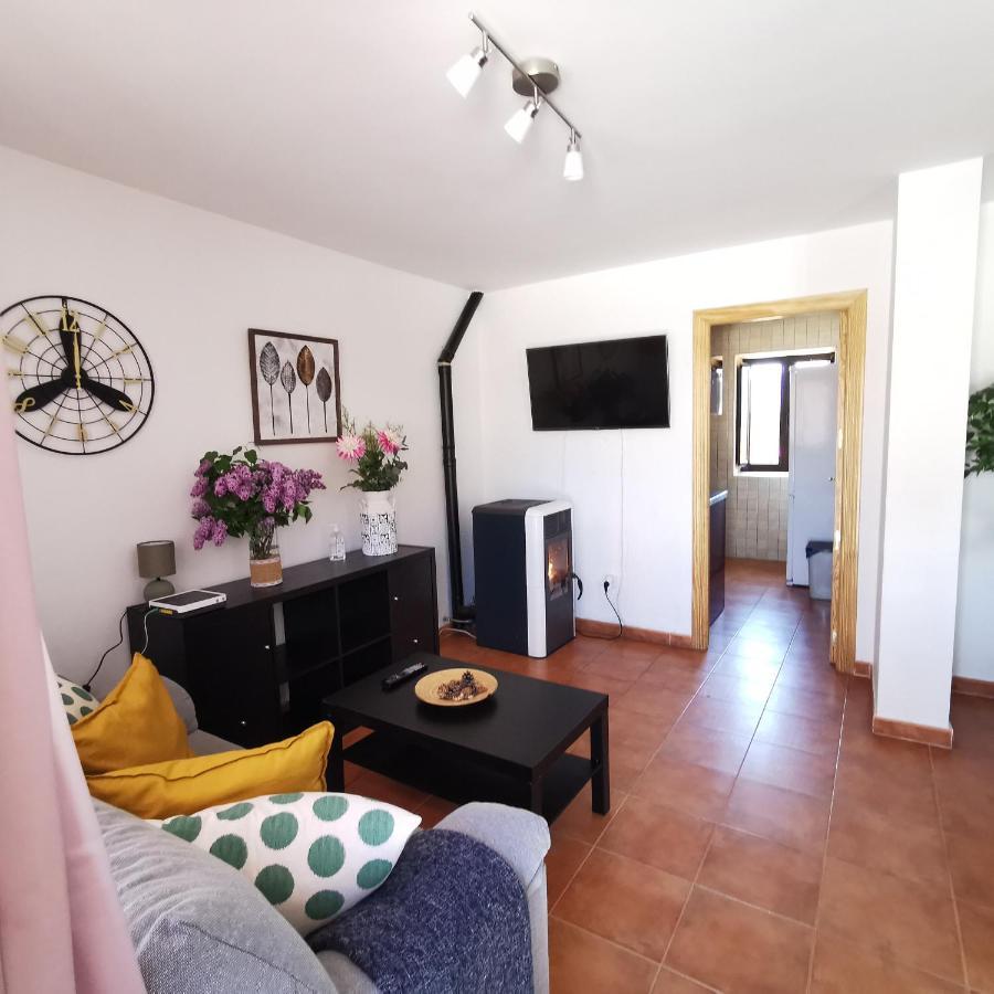 Casitas Pinilla Del Valle Exteriör bild