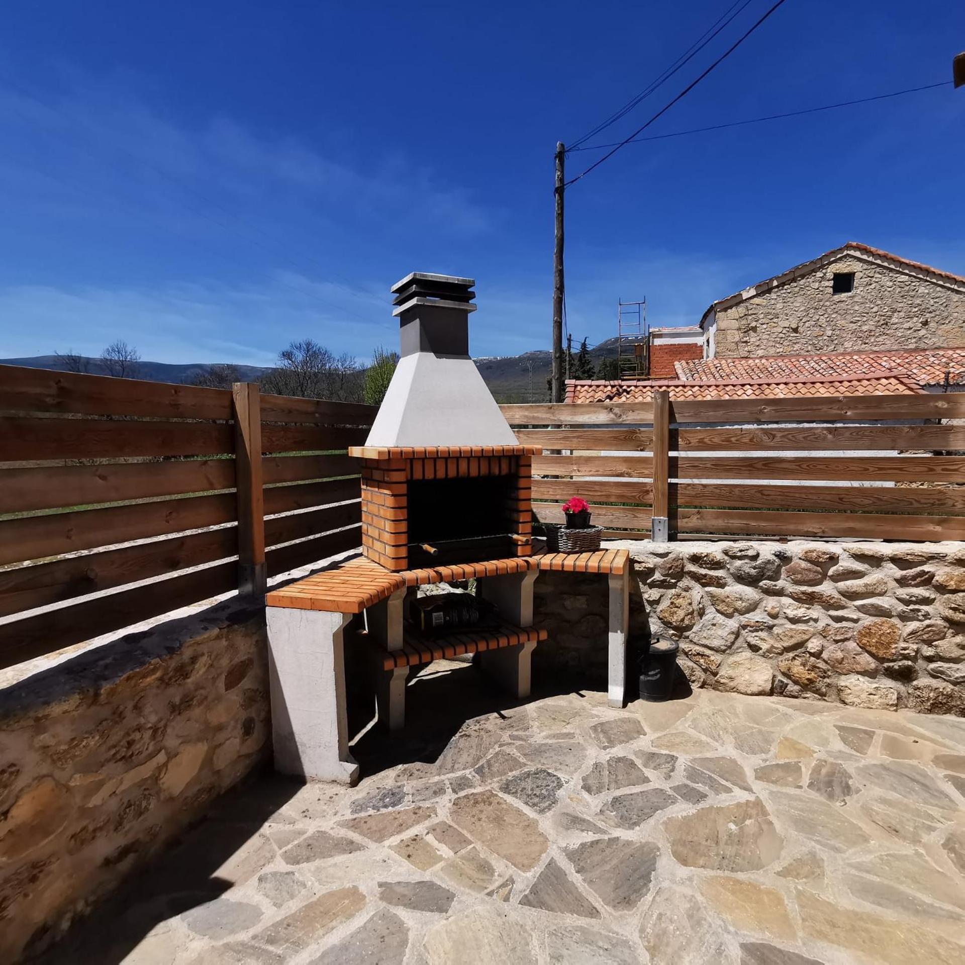 Casitas Pinilla Del Valle Exteriör bild